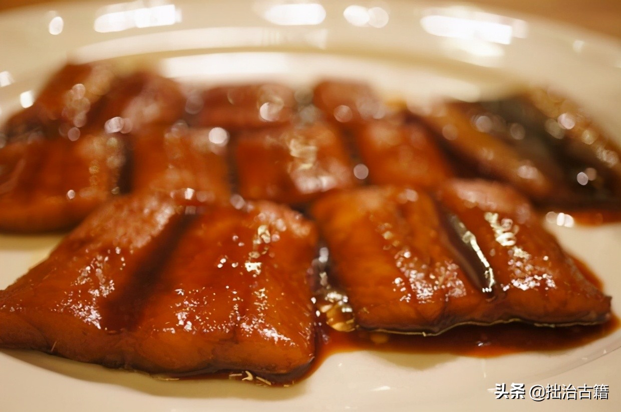 陪着领导喝椰子汁儿