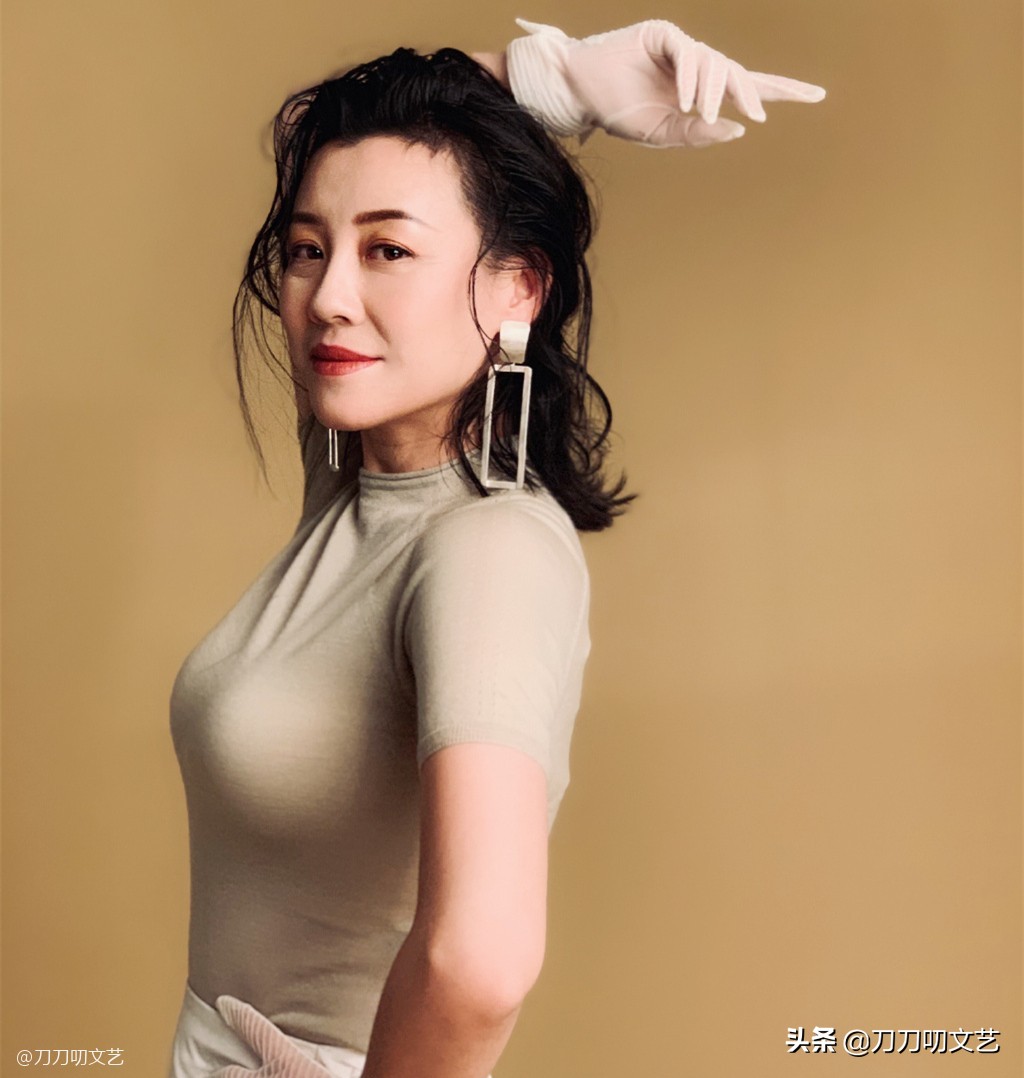 刘琳徐静蕾话剧,刘琳和徐静蕾的照片