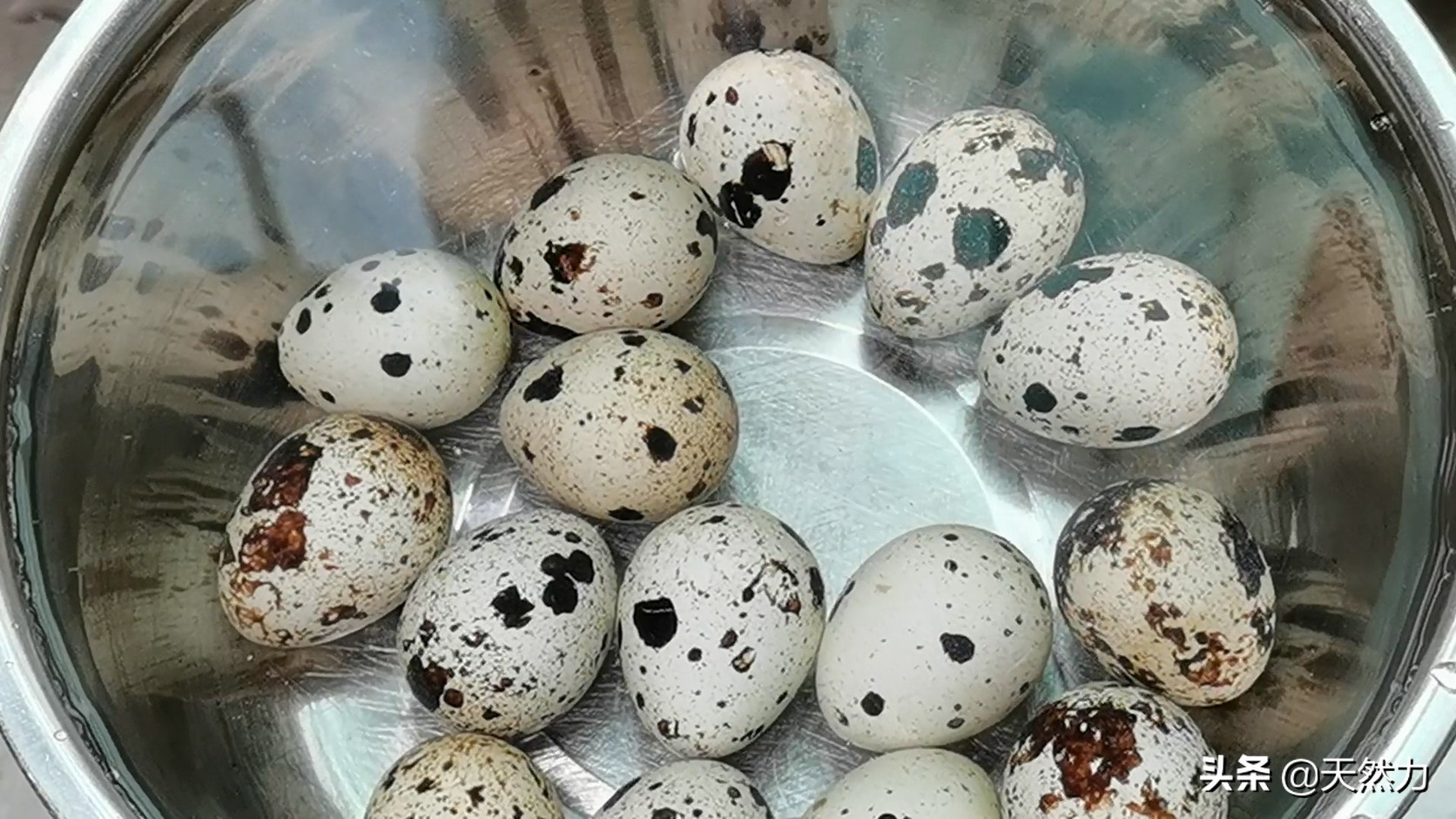 鹌鹑蛋剥壳怎么最快,鹌鹑蛋怎么剥壳最简单的方法