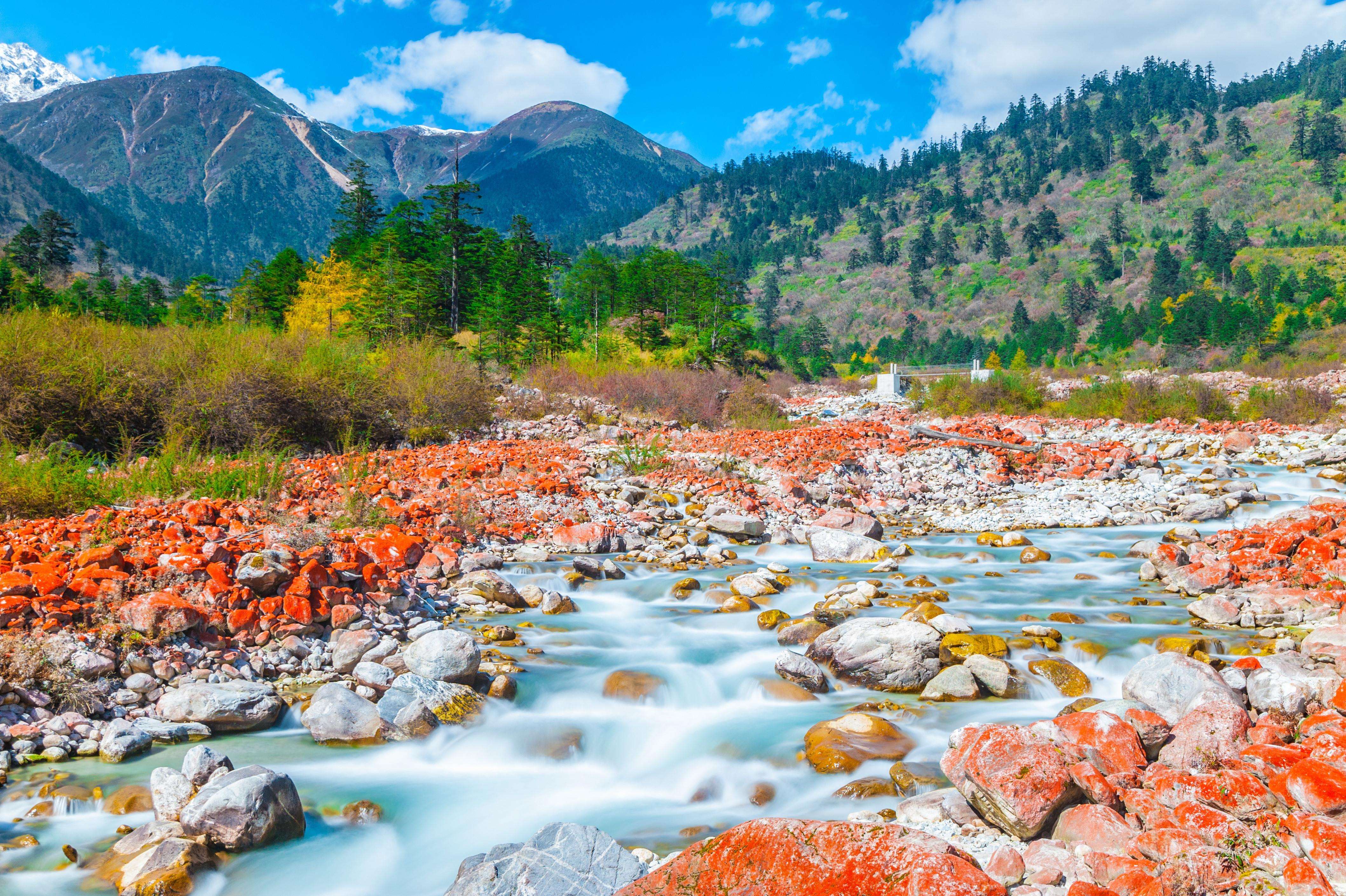 成都自驾稻城亚丁5日出行方案,成都自驾游稻城亚丁5天最佳路线