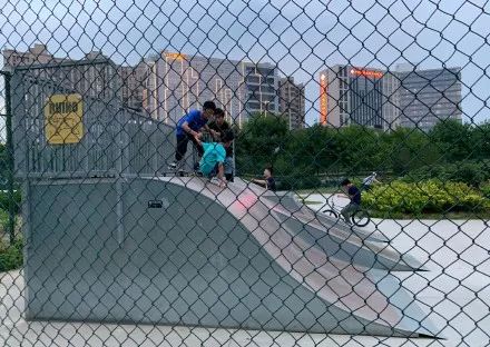 郑州有哪些免费运动场,郑州开放室外运动场地