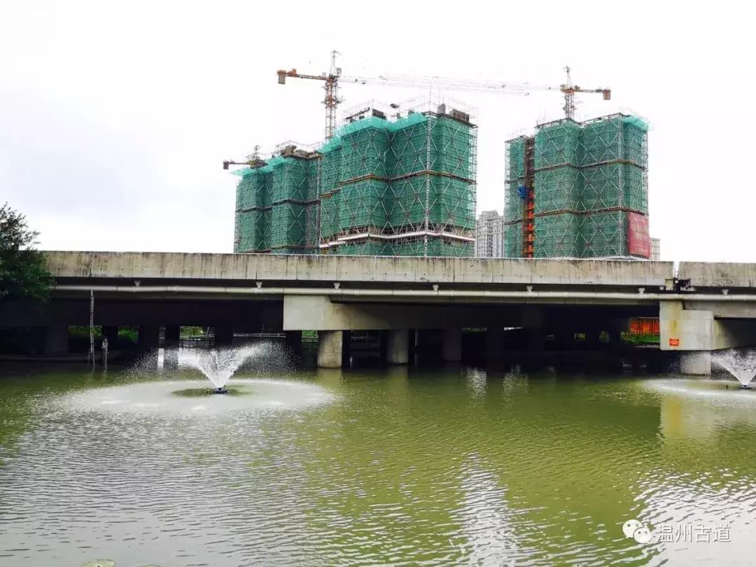 千年古村平阳县鸣山村古城夜景,平阳昆阳鸣山古村落