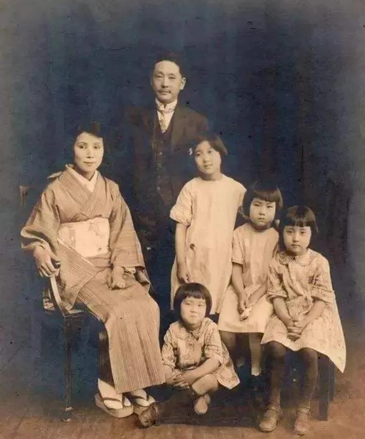 蒋英和钱学森年轻照片,蒋英和钱学森照片