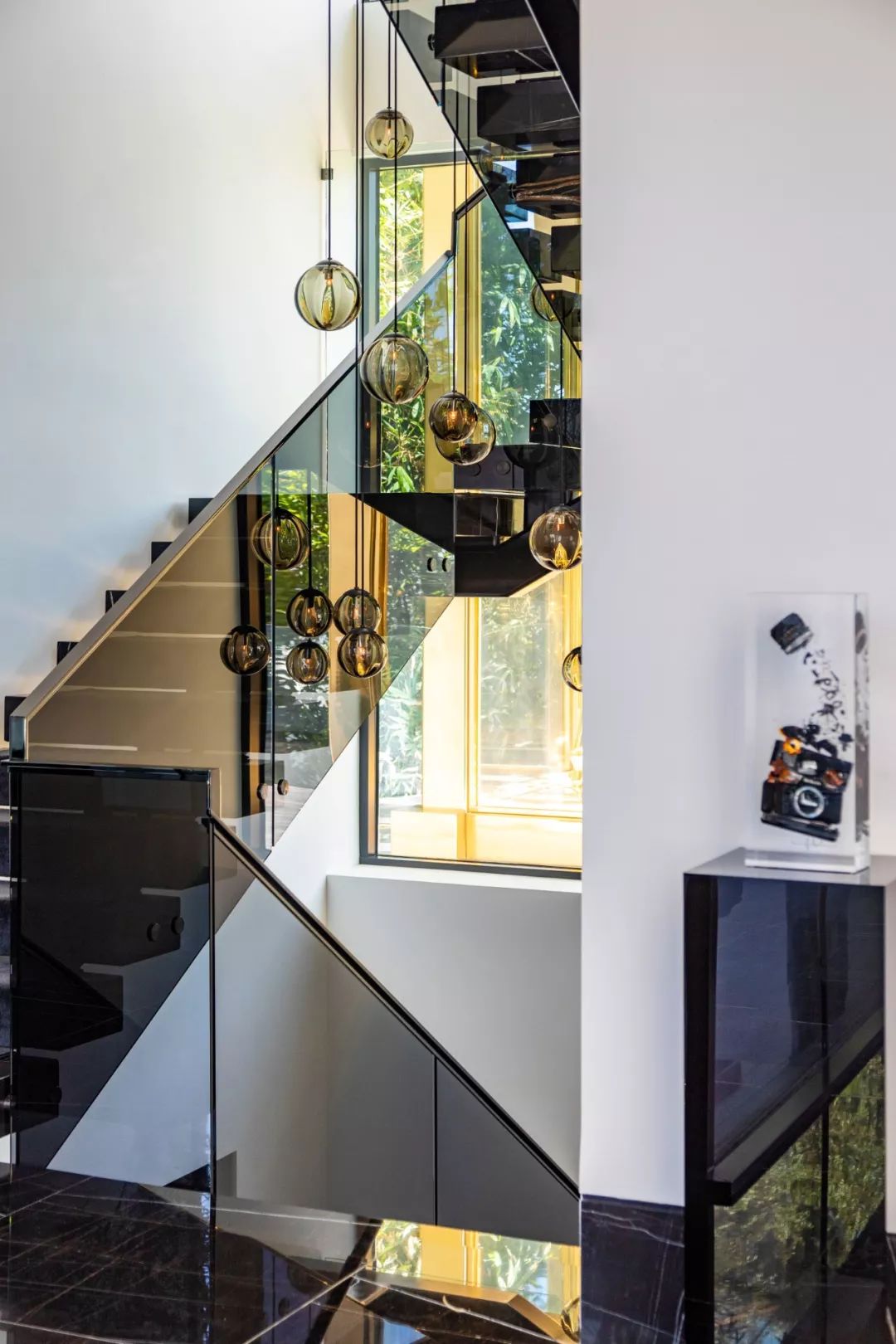 上千亿的顶级豪华别墅,最豪华的高科技别墅