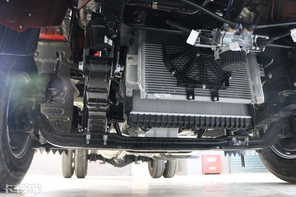 3.2米国6轻卡最新款报价,轻卡云内4.0排量怎么样