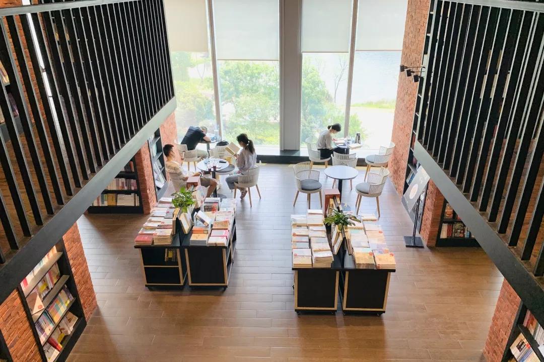 用阅读触摸成都｜在成都不能错过的10家书店（下）