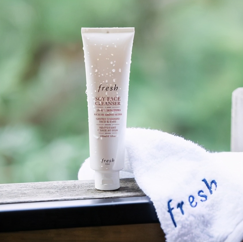 这些洗面奶比较好用的英文,温和清洁力度较好的洗面奶