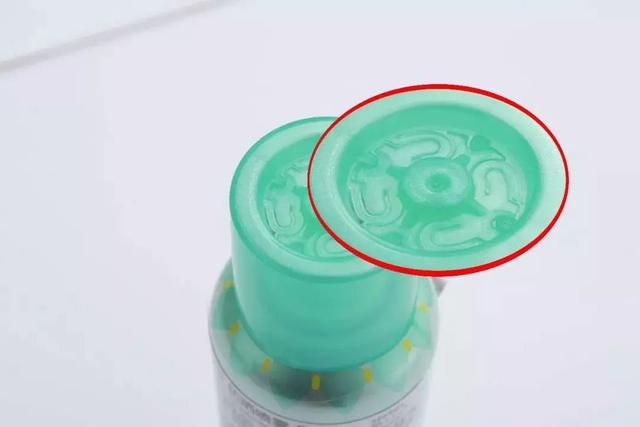 这个防晒喷雾有点豪！砸了几十万到李佳琦直播间，就为了冒个头