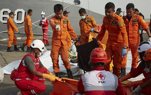 人没能抢得过电脑,霸道的MCAS系统至狮航610航班189人丧命爪哇海