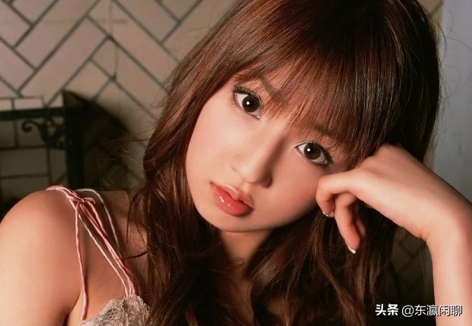 不退圈就离婚，日本一代宅男女神难逃渣男危机!