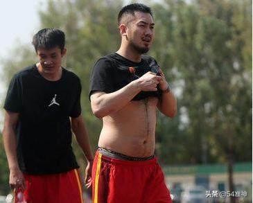 中国男足有哪些著名运动员,中国男足十大经典球员