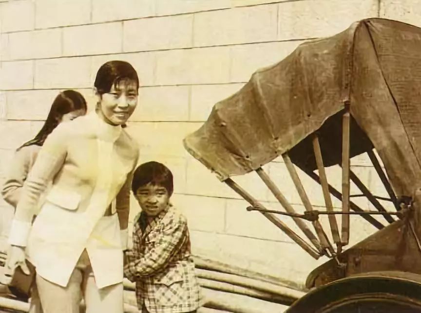 周星驰59年人生回顾,周星驰这辈子有没有结婚