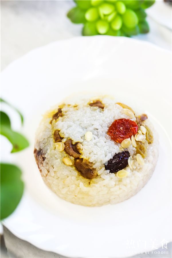 不是我说，上海人也太太太太太爱吃八宝饭了吧