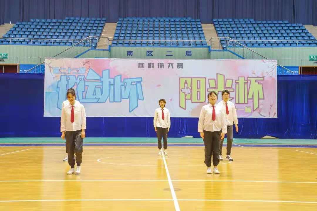 五月动起来图片,五月动起来舞蹈视频