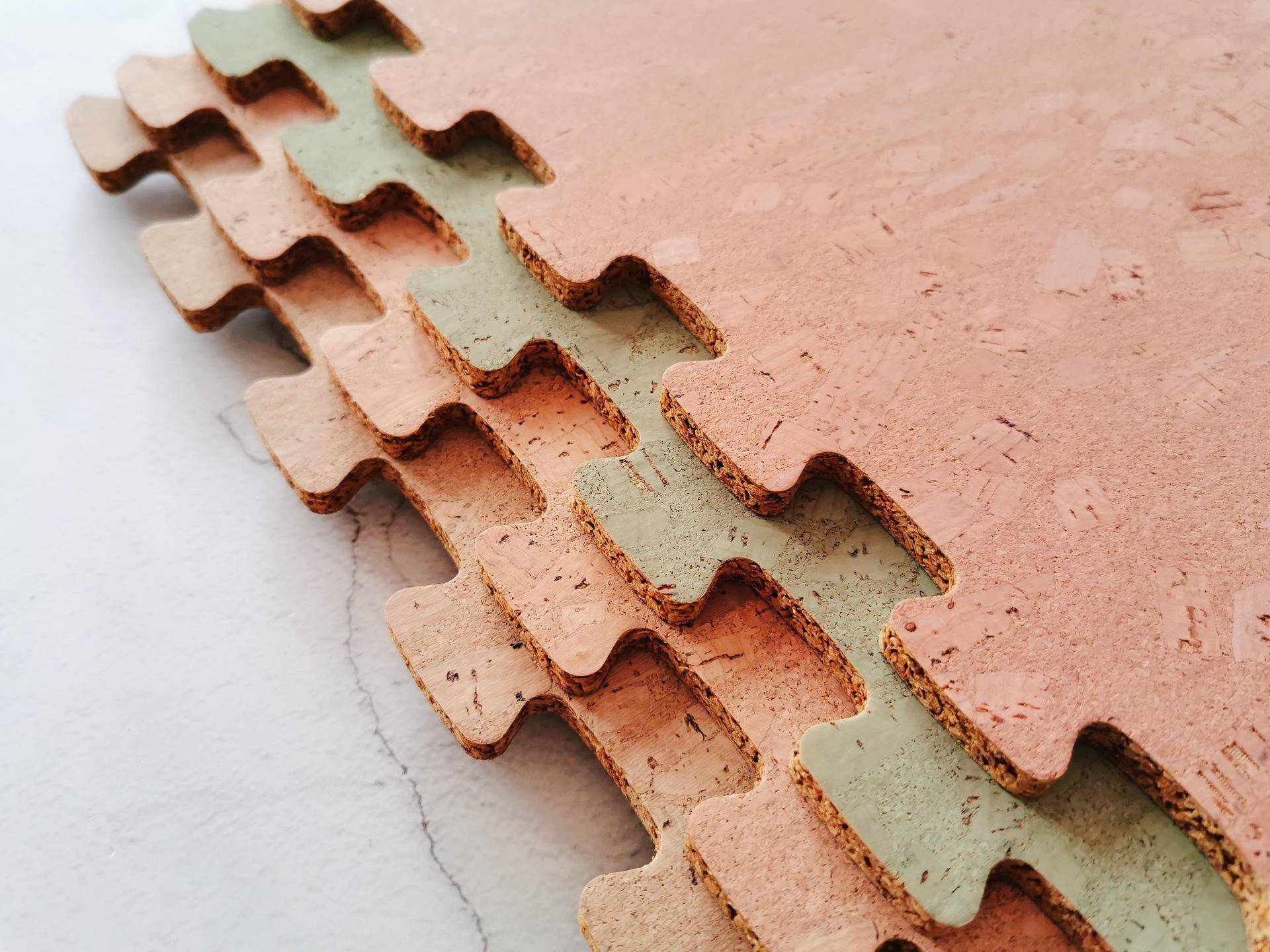 橡儿天然软木拼接地垫,装点你的家居风格