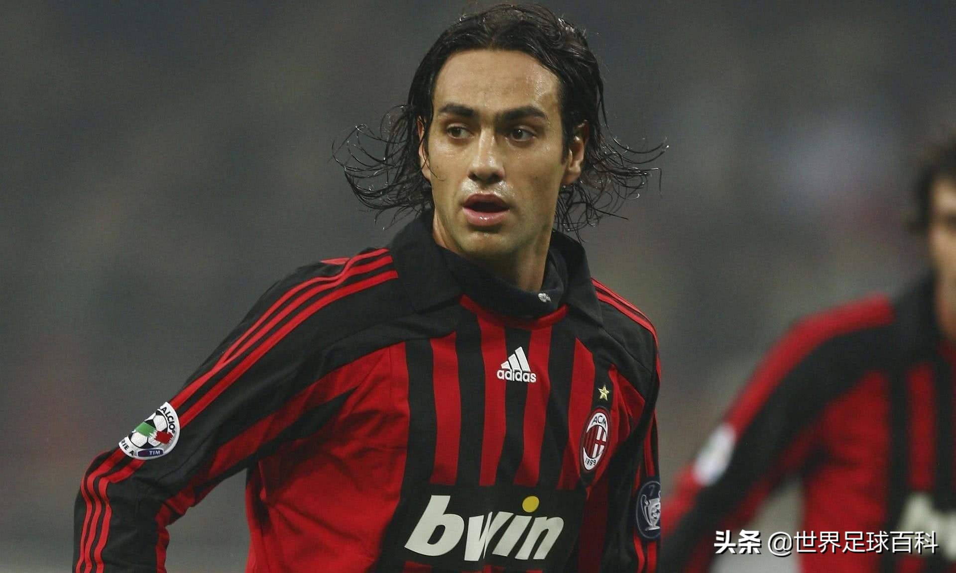 马尔蒂尼和内斯塔上场的动图,马尔蒂尼错失大力神杯