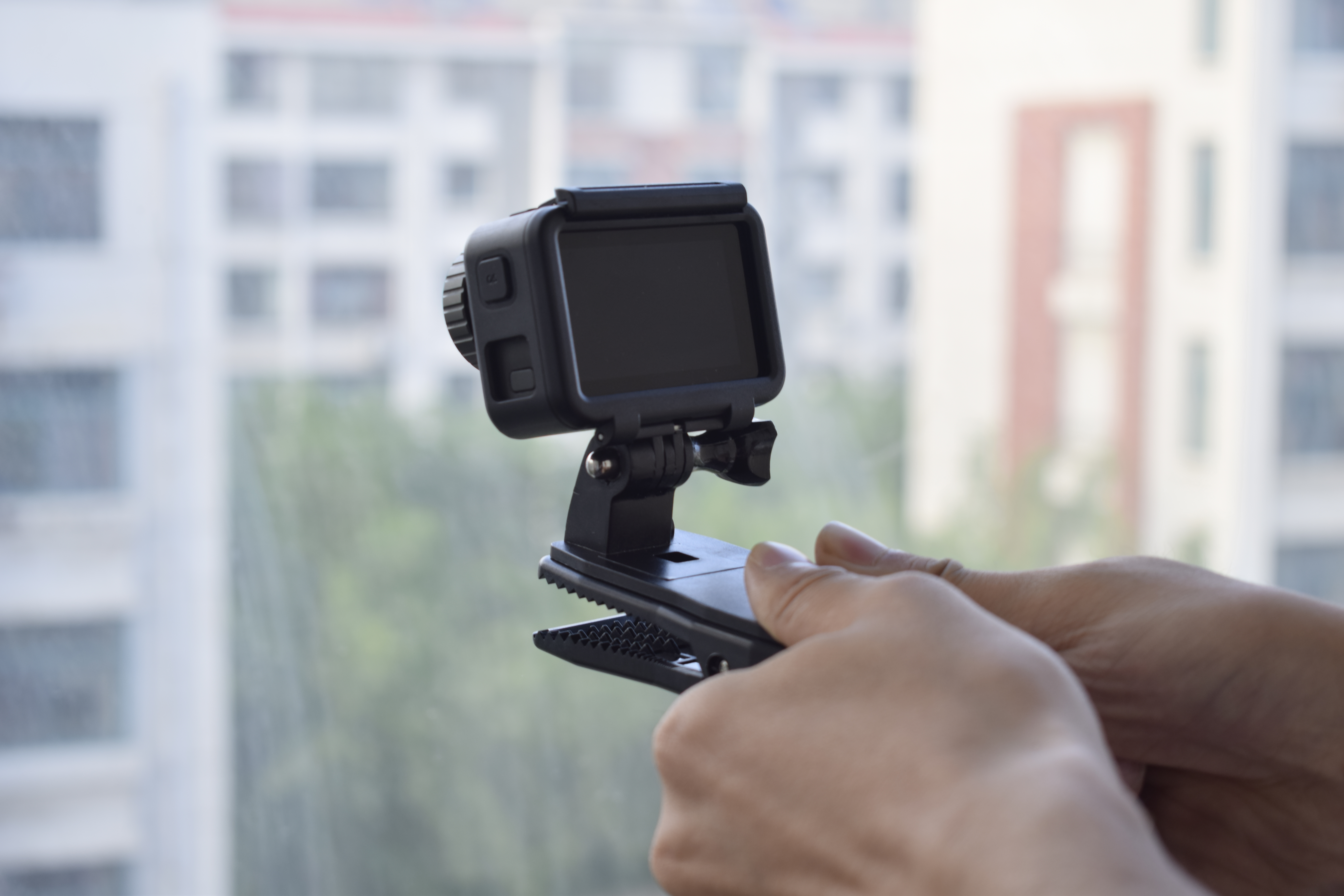 大疆OSMOACTION评测:性价比出众的Vlog新宠,对标GoPro毫不遮掩