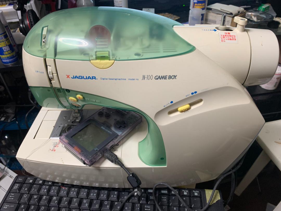 新玩具Get,当游戏机和及裁缝机结合在一起,游戏、裁缝两不误