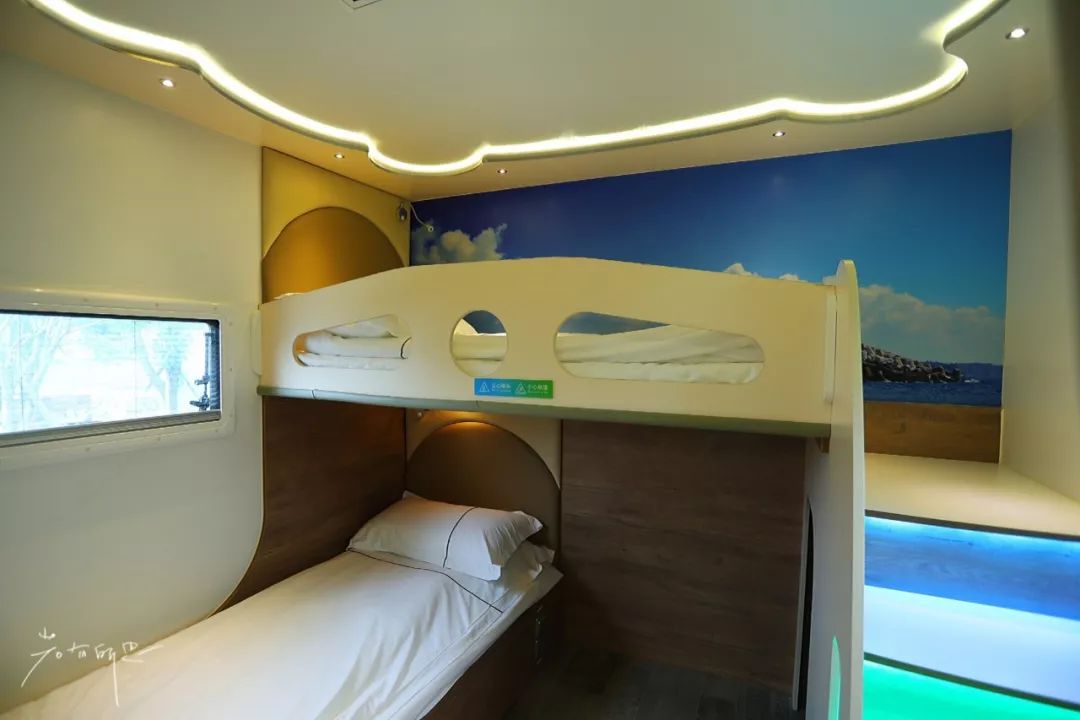 房车露营旅行推荐,自驾出游露营野炊房车营地