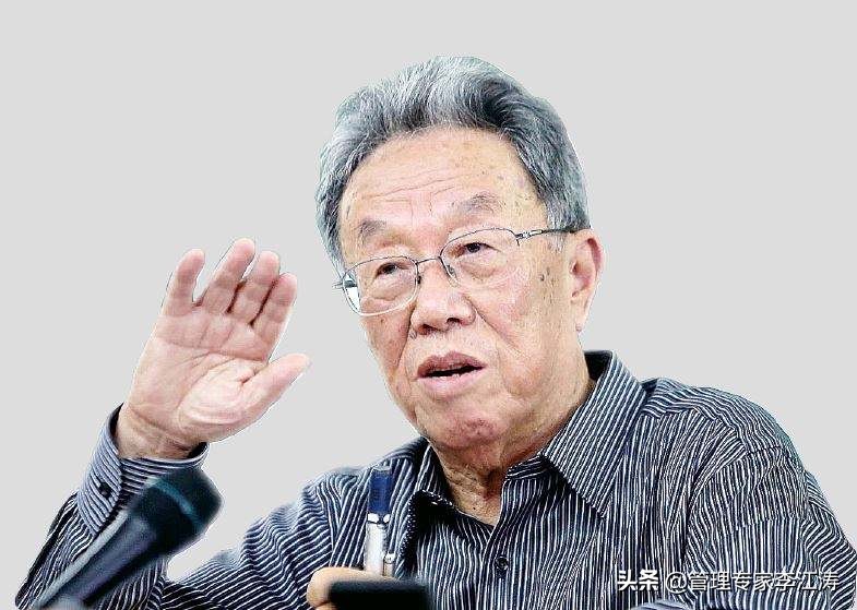 从王蒙名字来历看成长环境的影响力