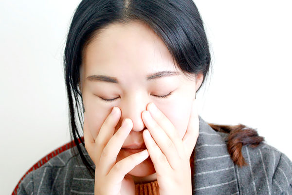 女性雄激素过多中医疗法有哪些,女性体内雄性激素过多有什么症状