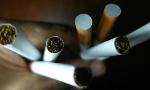 细支烟比粗烟毒素少吗,为什么细支烟反而危害性大