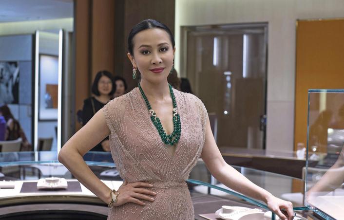 香港当年多疯狂？刘嘉玲被绑痛哭，曾志伟不想，成龙百年后再公开