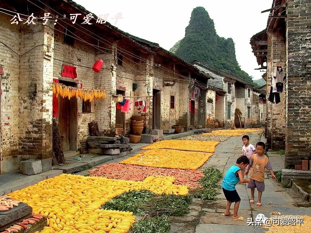 贺州市昭平县桂江游船,广西昭平桂江游船