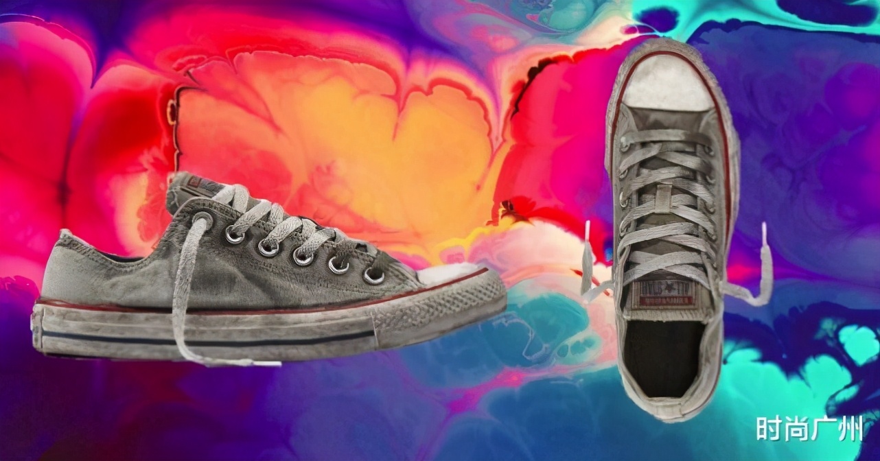 染绿涂污做旧剪烂，破烂版竟比原版还贵？品牌在偷笑