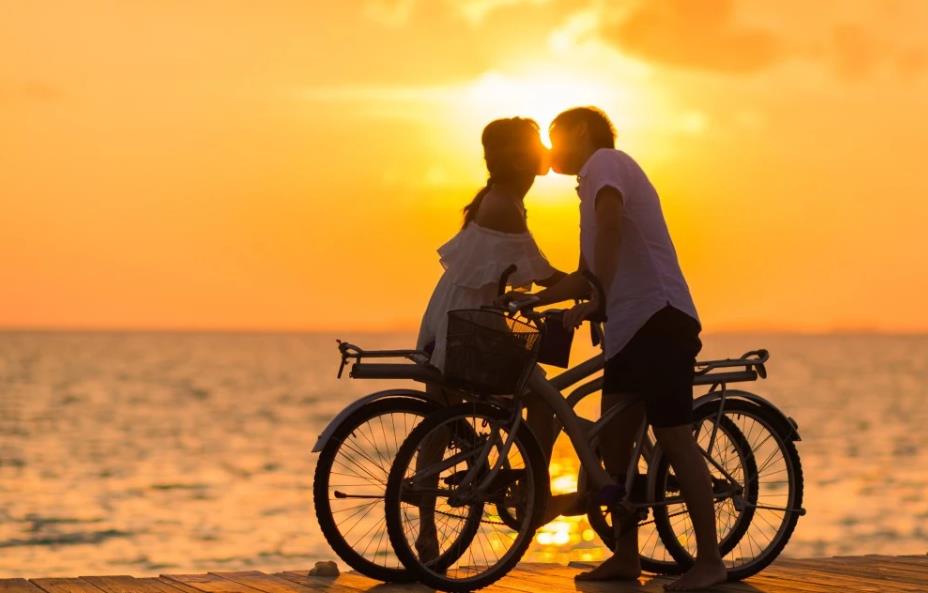 女人学会这四招轻松抓住男人的心,女人要学会驾驭