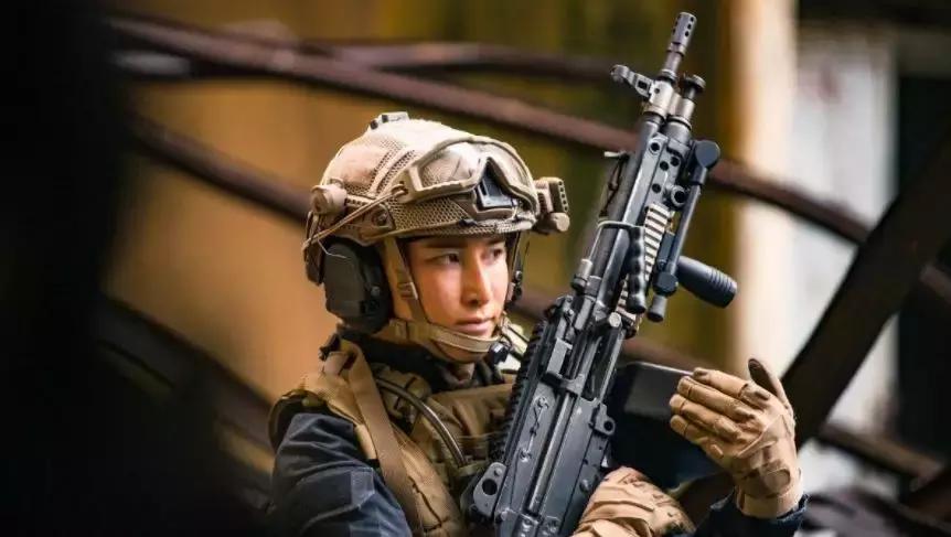 杨紫的脸、舒淇的嘴、张钧甯的腿：有野心，欲望从不表现在身体！