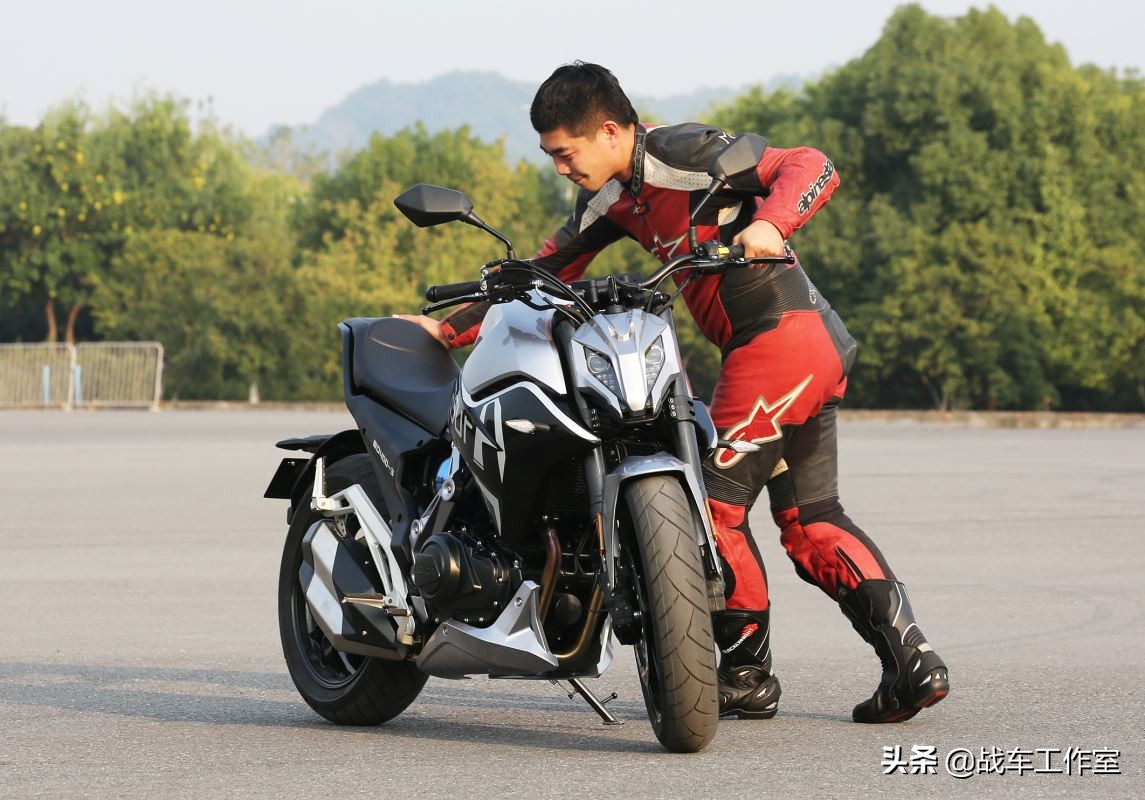 奔达阿修罗400cc街车曝光,奔达阿修罗400评测视频