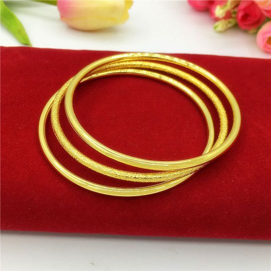 黄金手镯买光面的好还是古法的好,黄金手镯是买软金好还是硬金好