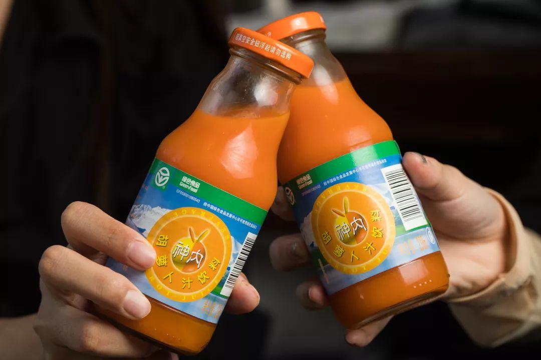 宝安人的顺德饭堂，生蚝用木桶蒸，还加黑松露