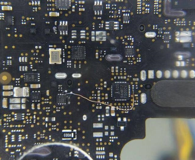 苹果笔记本问号闪烁不识别硬盘,苹果笔记本开机出现问号文件夹