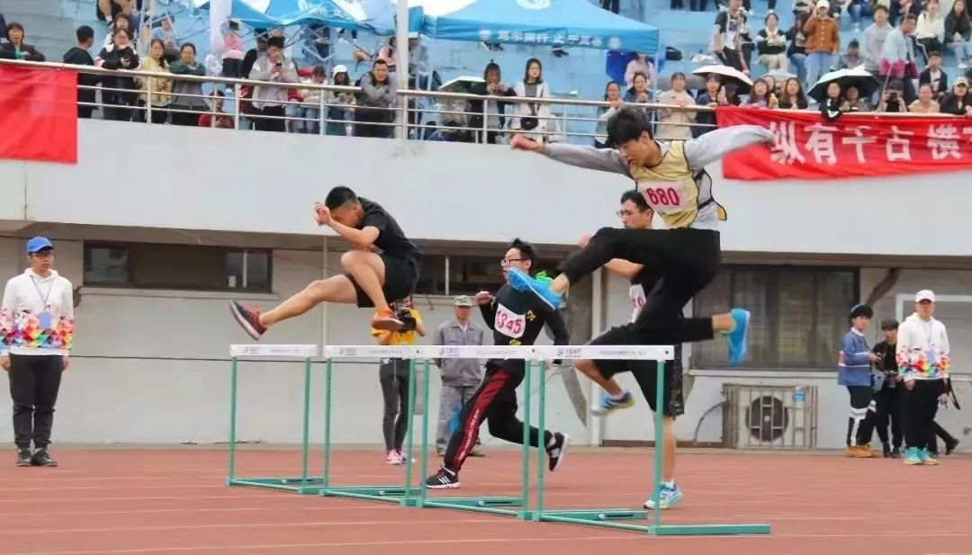 江南大学运动会开幕式走秀,江南大学22届运动会开幕式