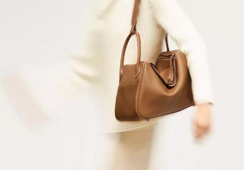 2020年流行什么包包女款,最百搭不过时的包包款式