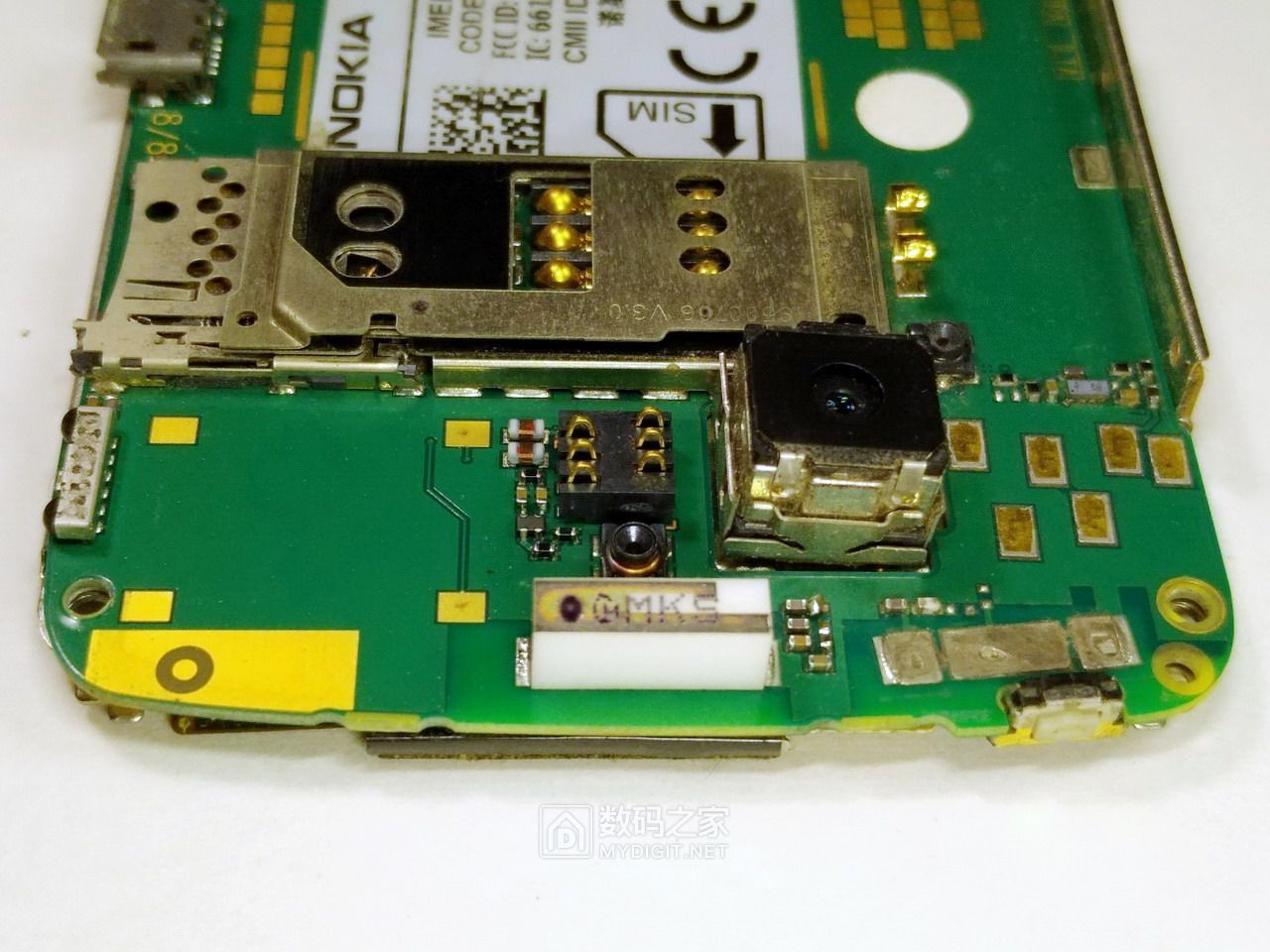 70余图拆解2008年款诺基亚全键盘旗舰E71,曾经的神机名不虚传