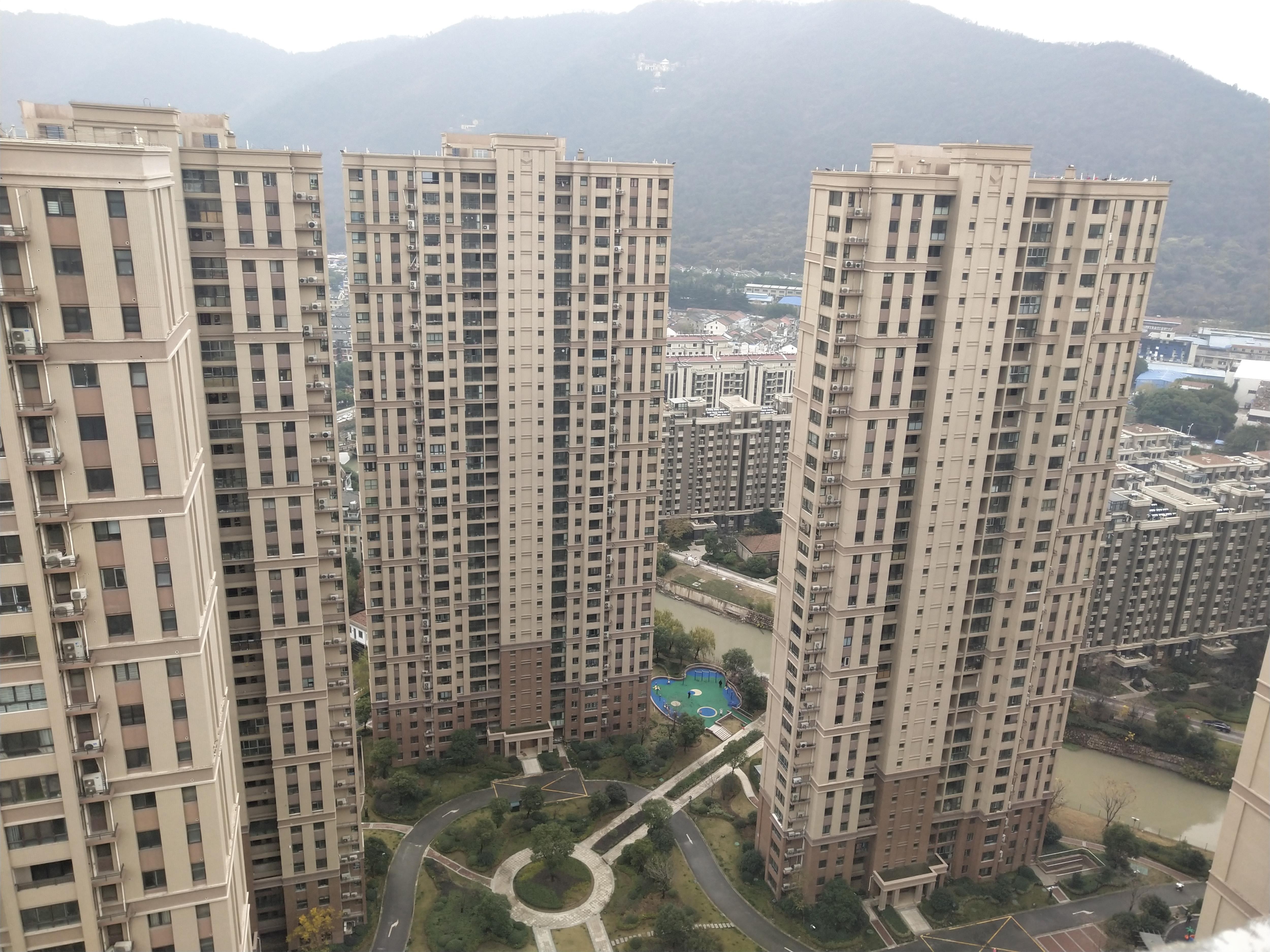 小区周边配套设施齐全楼价,商业交通配套