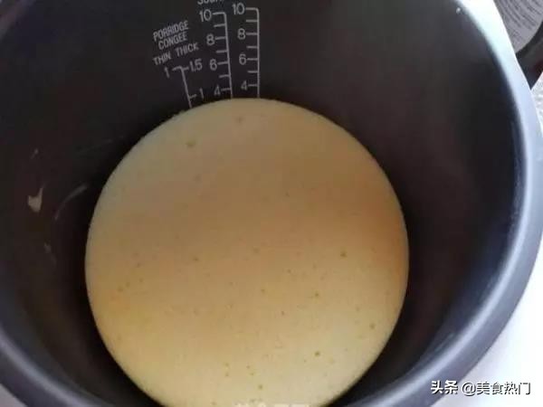 三步轻松搞定电饭煲蛋糕制作教程,彻底告别失败电饭煲蛋糕详细做法