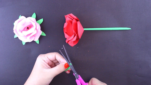手残*党**也能学会的玫瑰花折纸，情人节送给女神惊喜，手工折纸详解