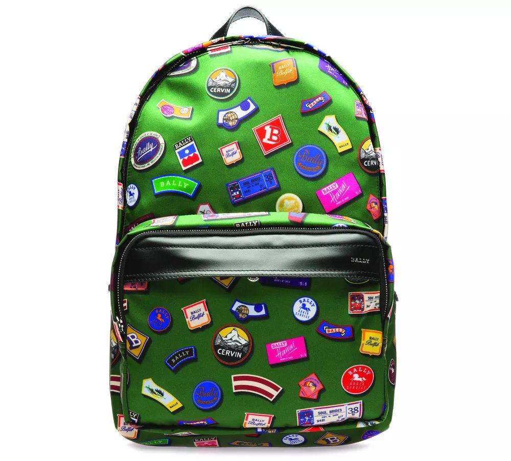 清凉一夏,让你痛快地在东荟城名店仓展开一场型格的购物狂欢之旅