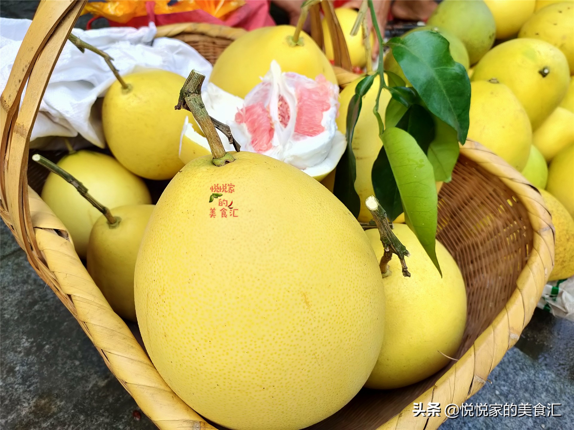 怎样挑柚子才好吃,柚子怎么挑选好吃又多汁