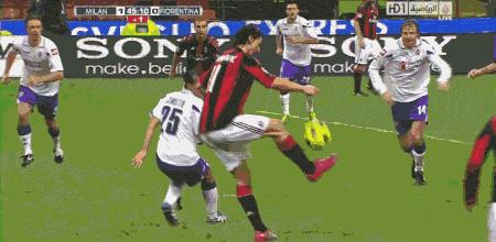 岳阳楼区足球场在什么地方,岳阳足球场地址在哪里