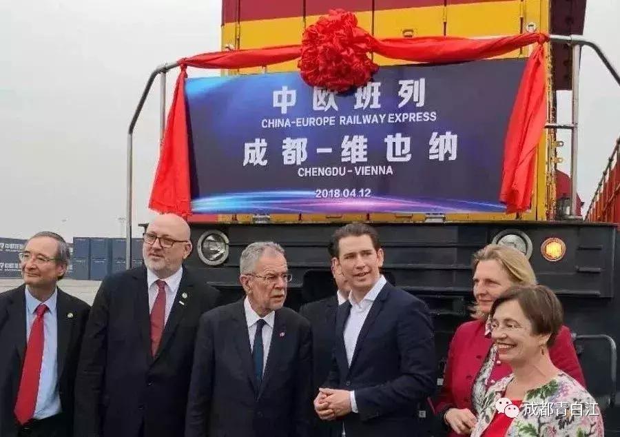 改革开放四十年后四川成都,改革开放初期的绿皮火车站