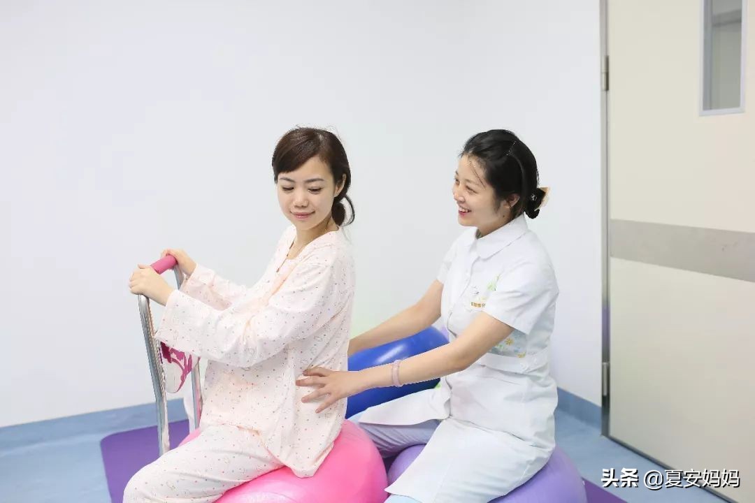 女人顺利自然分娩,孕期科普选择适合自己的分娩方式