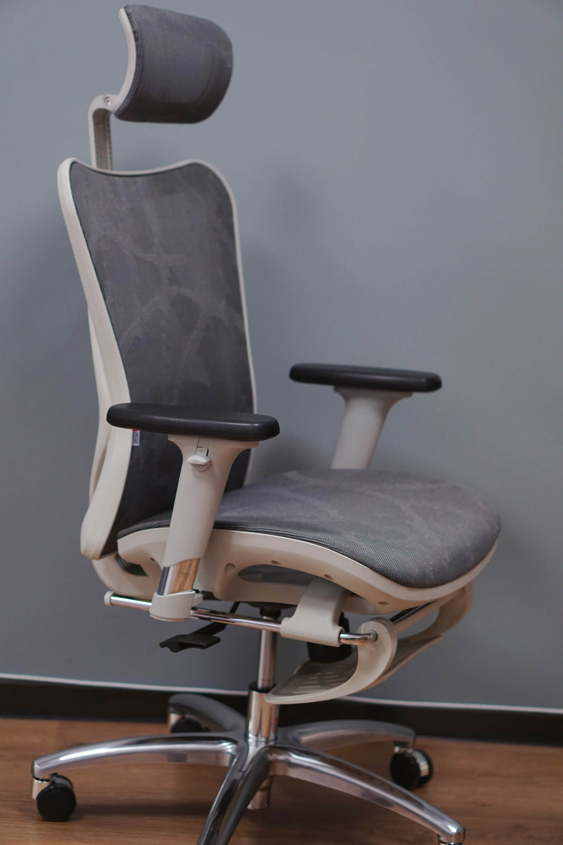 人体工学椅可调节护腰,人体工学护腰坐姿椅