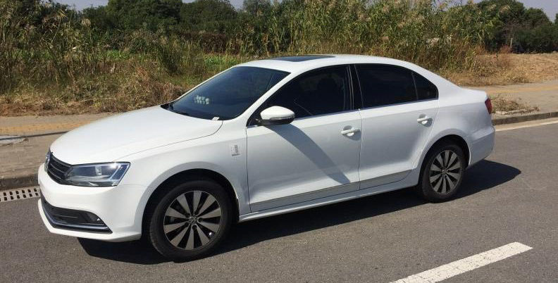 迈腾vs卡罗拉,新款车上市还能买到老款吗