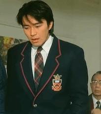 闲鱼为什么有卖校服的,闲鱼上的校服可以买吗