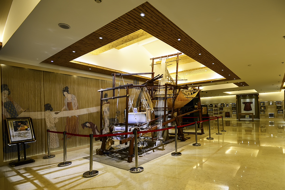 南京云锦，寸锦寸金的皇家织锦，几近失传又重获新生